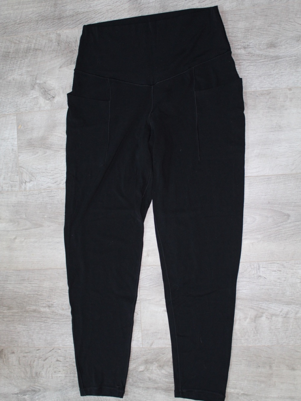 Offline by aerie Black High-Waist 7/8 Leggings